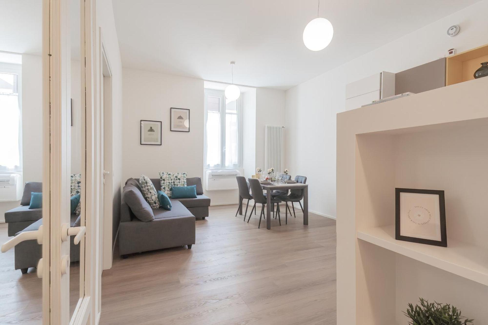 Manaraquattro - Apartament In Como Near The Center With Free Parking - Lake Como Exteriör bild